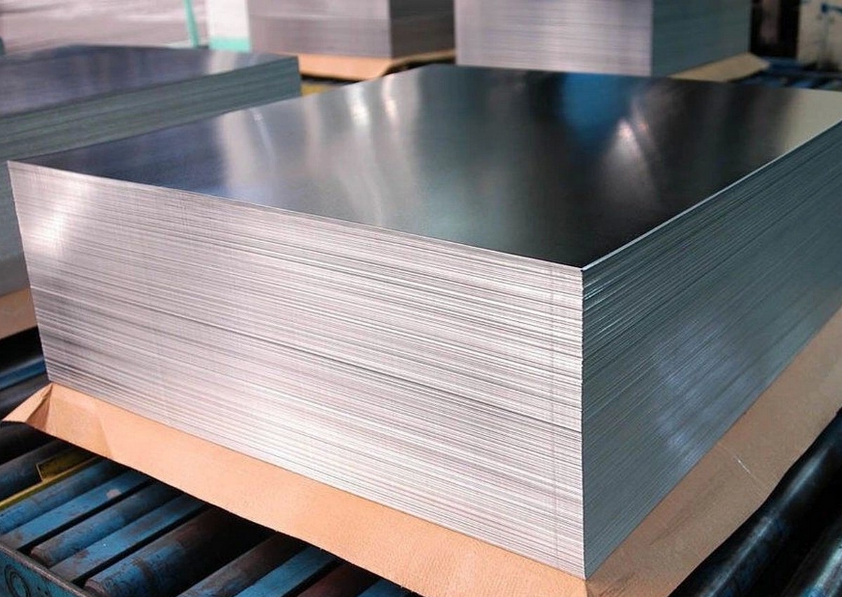 Алюминиевый лист 9х1600х4500 ВД1А